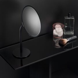 Cosmic Black & White Oglinda cosmetica freestanding marire x5 negru lucios