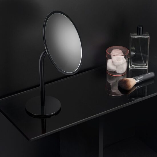 Cosmic Black & White Oglinda cosmetica freestanding marire x5  negru lucios